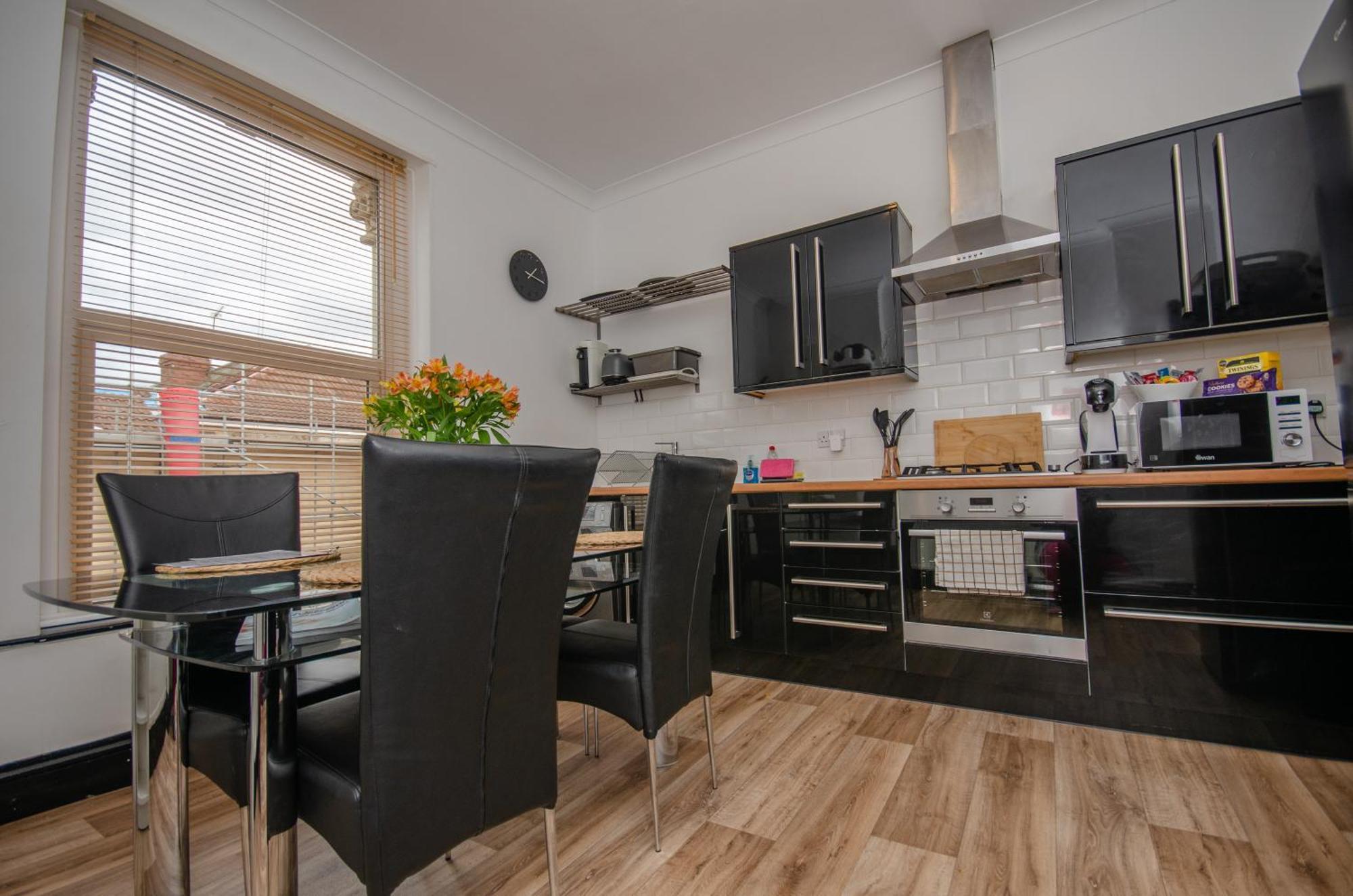 Stylish 91Sqm Victoria 2 Bedroom Apartment Bristol Esterno foto